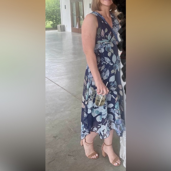 🐇 Rabbit Rabbit Rabbit Floral Drop Waist Dress - Picture 3 of 4